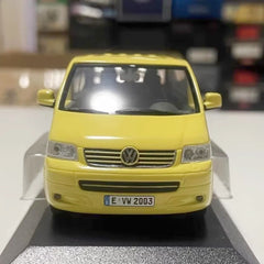 [Minichamps] 1:43 Volkswagen 2003 Multivan T5 Yellow Model Car Die-Cast