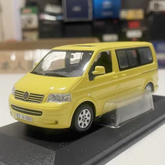 [Minichamps] 1:43 Volkswagen 2003 Multivan T5 Yellow Model Car Die-Cast