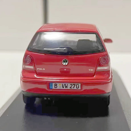 [Minichamps] 1:43 Volkswagen 2005 Polo 9N3 レッド モデルカー Die-Cast