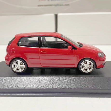 [Minichamps] 1:43 Volkswagen 2005 Polo 9N3 レッド モデルカー Die-Cast