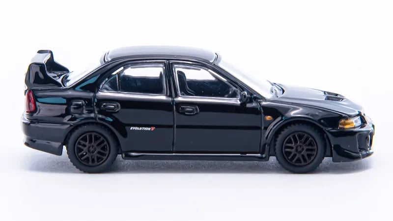1:64 Mitsubishi Lancer Evolution V Die Cast Model Car