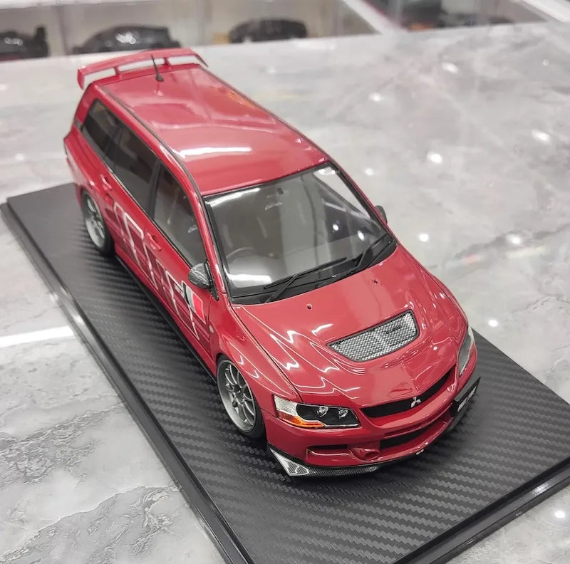 1:18 Mitsubishi 2005 Lancer Evo IX Wagon RalliArt Red Die Cast Model Car