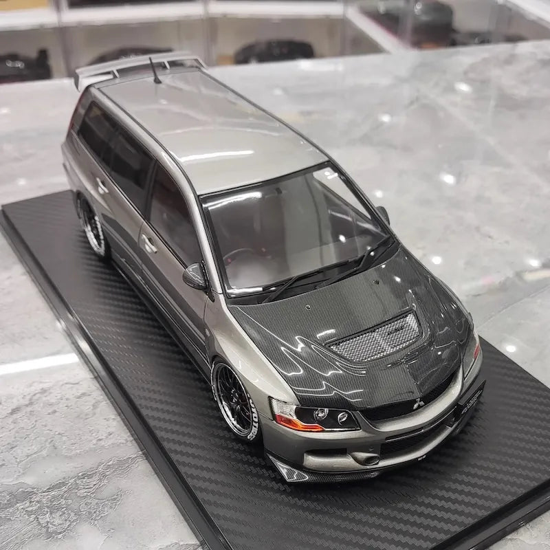 1:18 Mitsubishi 2005 Lancer Evo IX Wagon Silver Die Cast Model Car