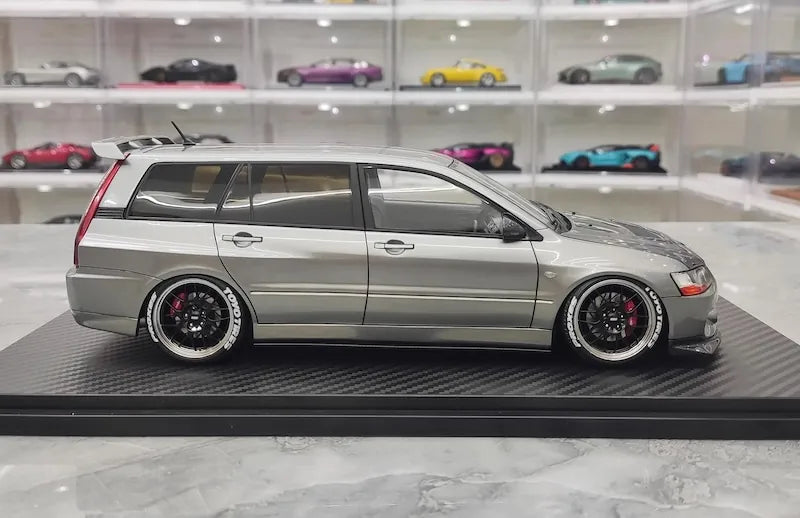 1:18 Mitsubishi 2005 Lancer Evo IX Wagon Silver Die Cast Model Car