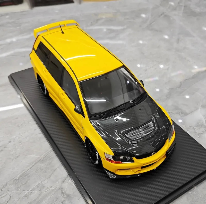 1:18 Mitsubishi 2005 Lancer Evo IX Wagon Yellow Die Cast Model Car