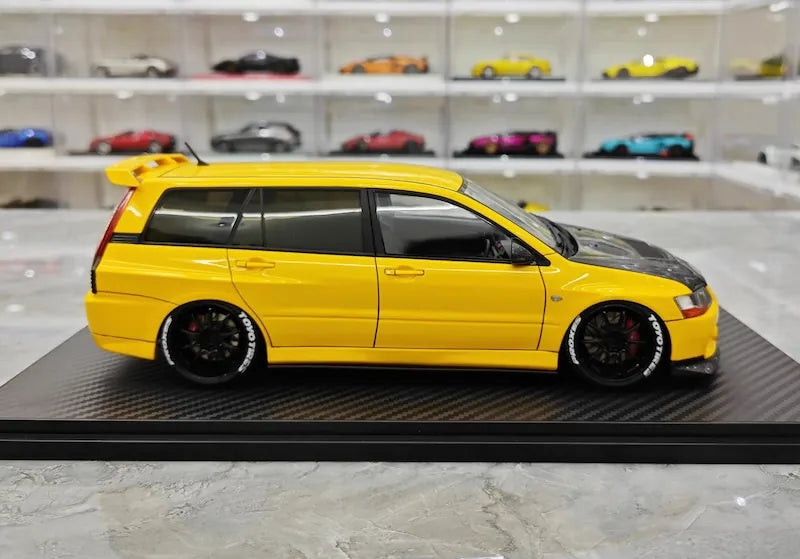 1:18 Mitsubishi 2005 Lancer Evo IX Wagon Yellow Die Cast Model Car