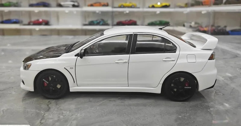 1:18 Mitsubishi 2008 Lancer Evo X Metallic Die Cast Model Car
