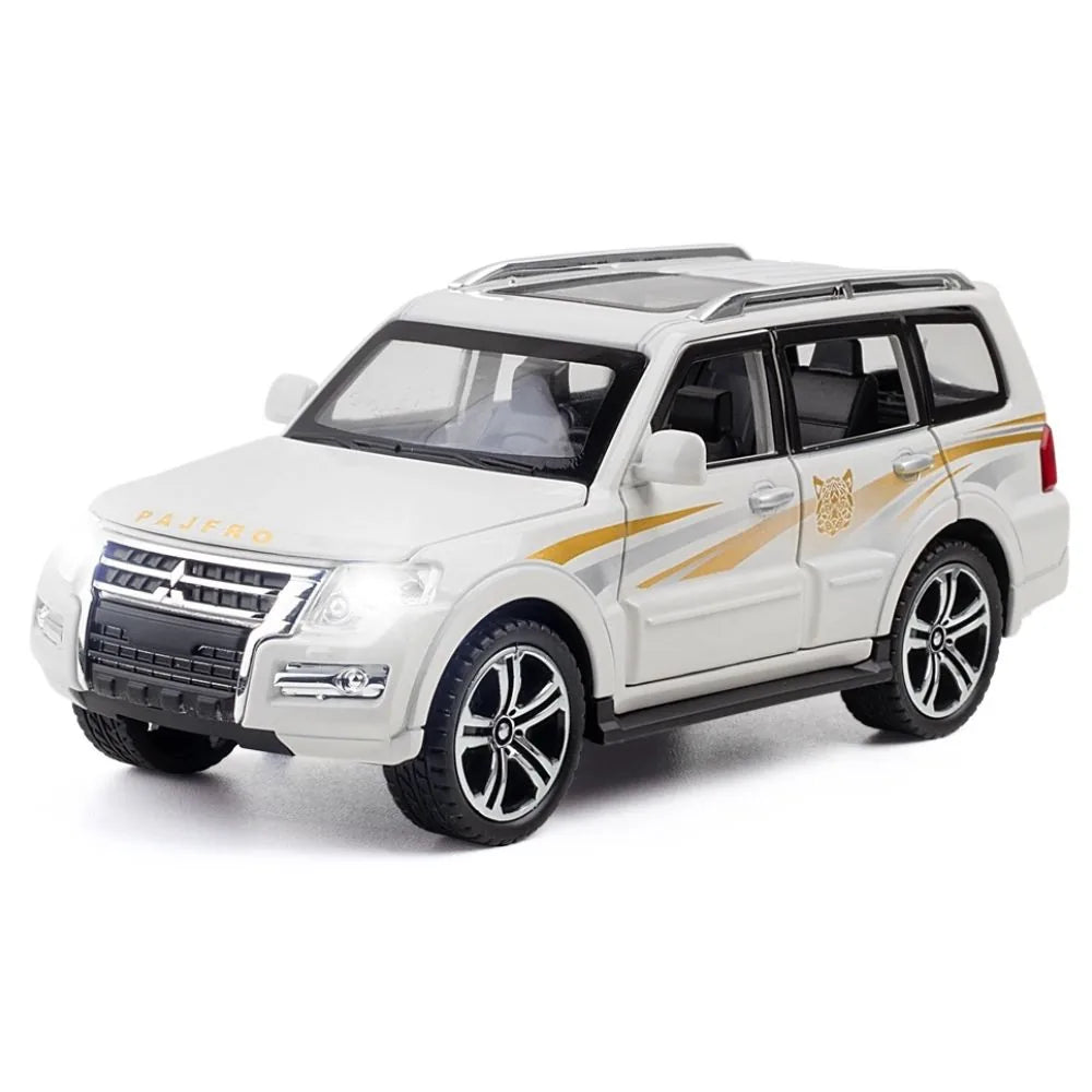 1:32 Mitsubishi 2015 Pajero Die Cast Model Car