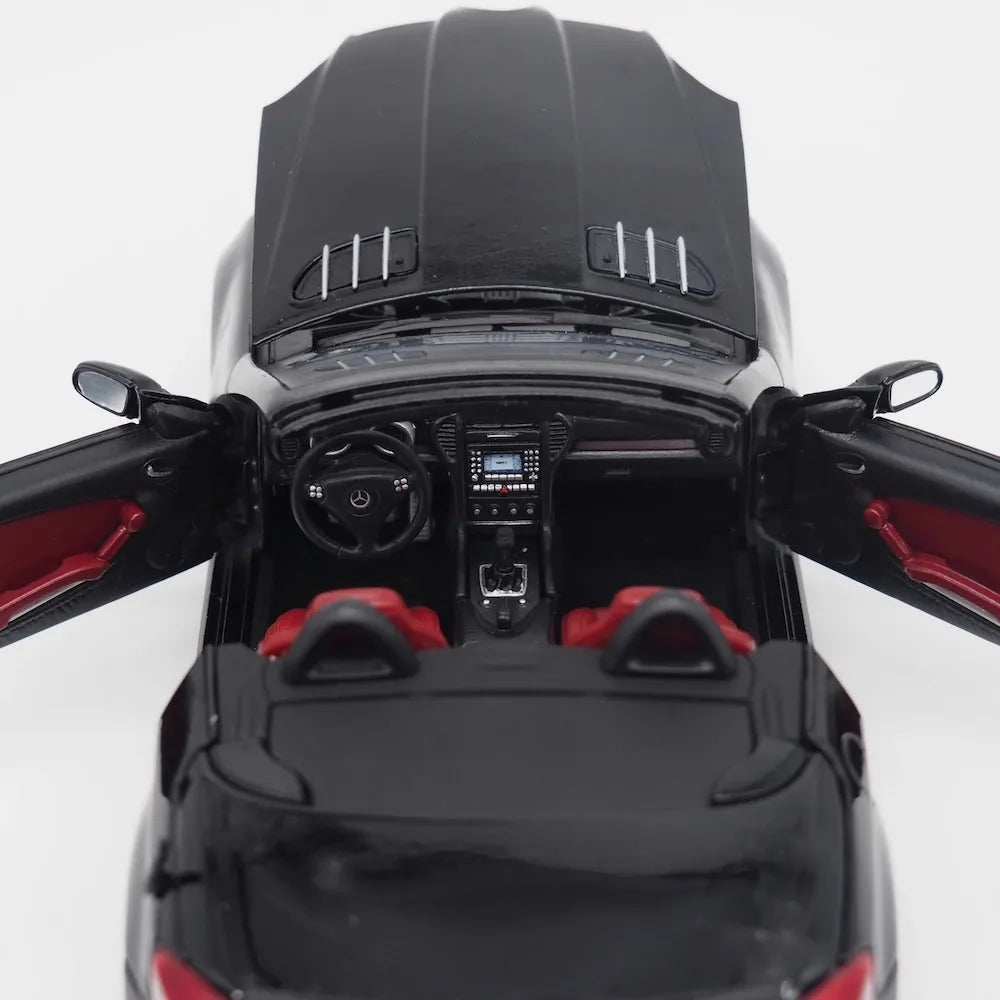 [MotorMax] 1:18 Mercedes-Benz 2004 SLK-Class R171 Black Model Car Die-Cast