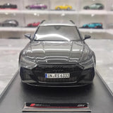 [MotorHelix] 1:18 Audi 2020 RS6 Avant C8 Black Model Car Resin