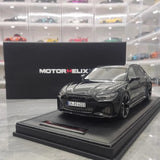 [MotorHelix] 1:18 Audi 2020 RS6 Avant C8 Black Model Car Resin