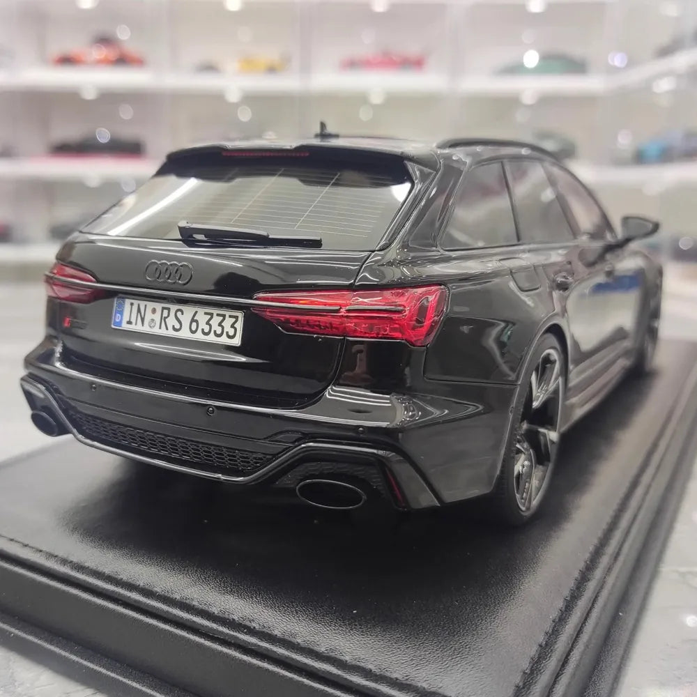 [MotorHelix] 1:18 Audi 2020 RS6 Avant C8 Black Model Car Resin