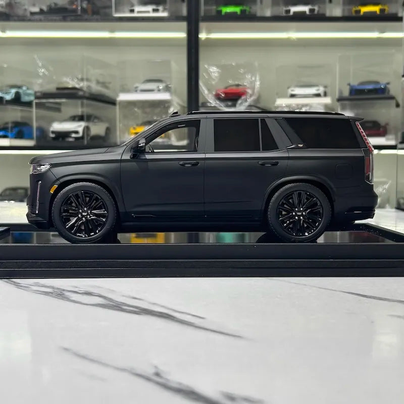 [MotorHelix] 1:18 Cadillac 2023 Escalade Black Model Car Resin