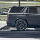 [MotorHelix] 1:18 Cadillac 2023 Escalade Black Model Car Resin