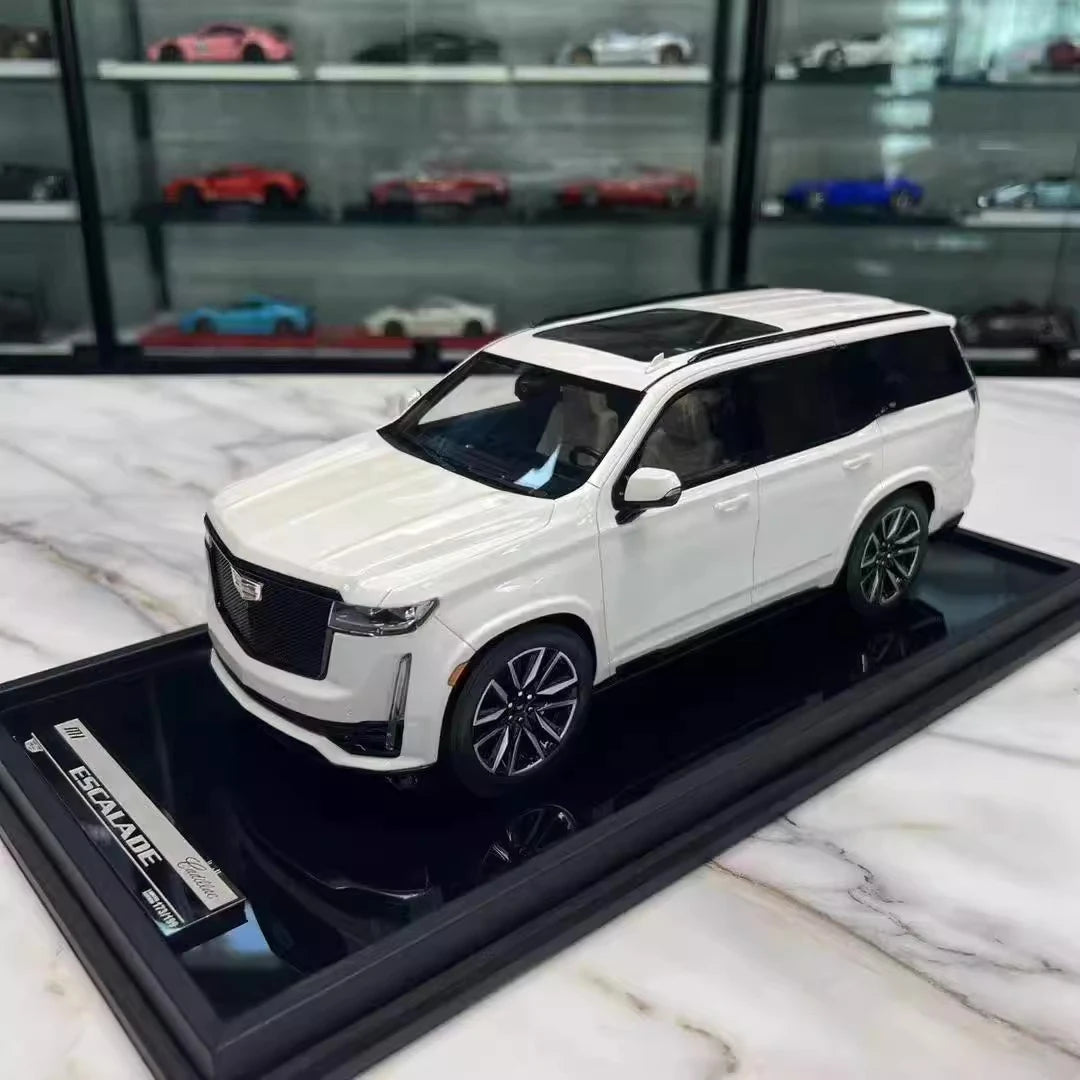 [MotorHelix] 1:18 Cadillac 2023 Escalade White Model Car Resin