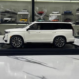 [MotorHelix] 1:18 Cadillac 2023 Escalade White Model Car Resin