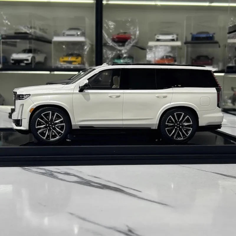 [MotorHelix] 1:18 Cadillac 2023 Escalade White Model Car Resin