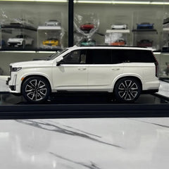 [MotorHelix] 1:18 Cadillac 2023 Escalade White Model Car Resin