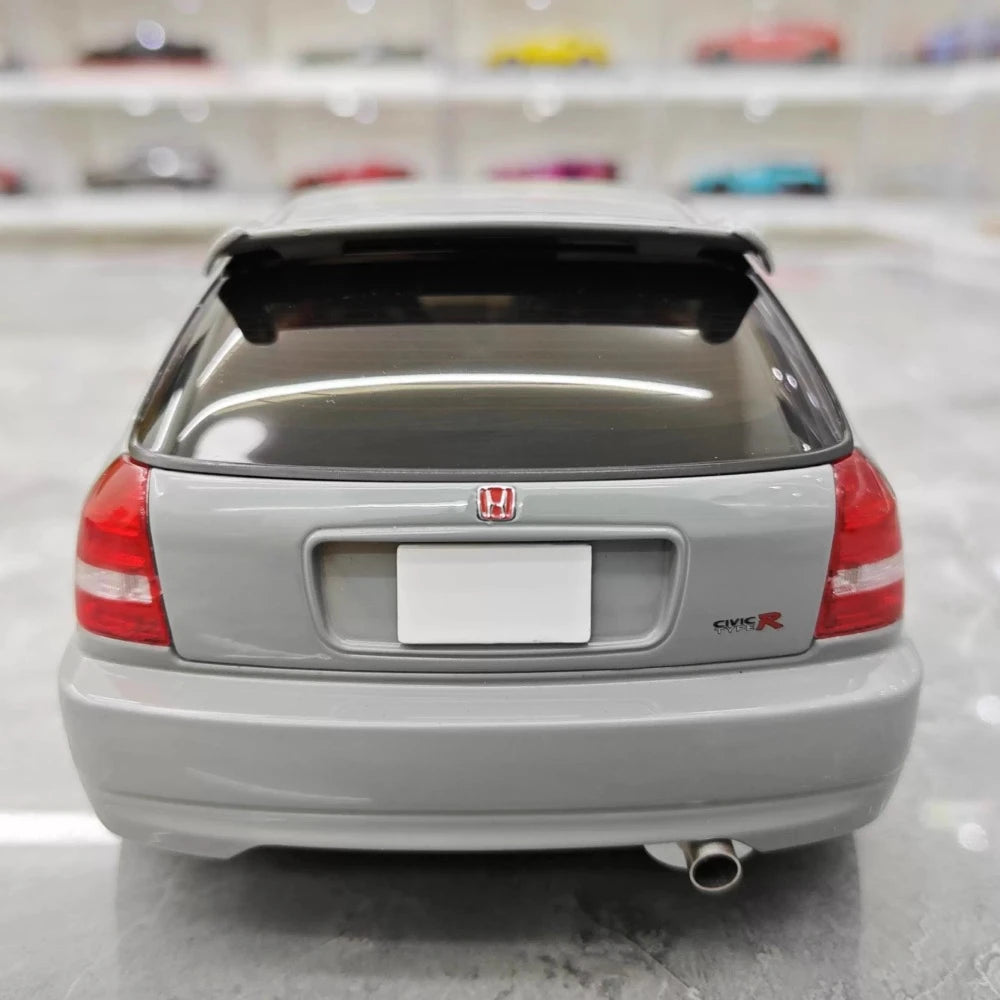 [MotorHelix] 1:18 Honda 1997 Civic Type R EK9 Gray Model Car Die-Cast
