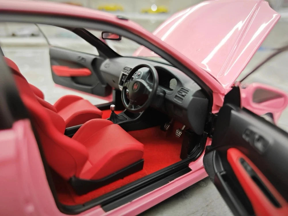 [MotorHelix] 1:18 Honda 1997 Civic Type R EK9 Pink Model Car Die-Cast