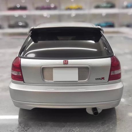 [MotorHelix] 1:18 Honda 1997 Civic Type R EK9 Silver Model Car Die-Cast