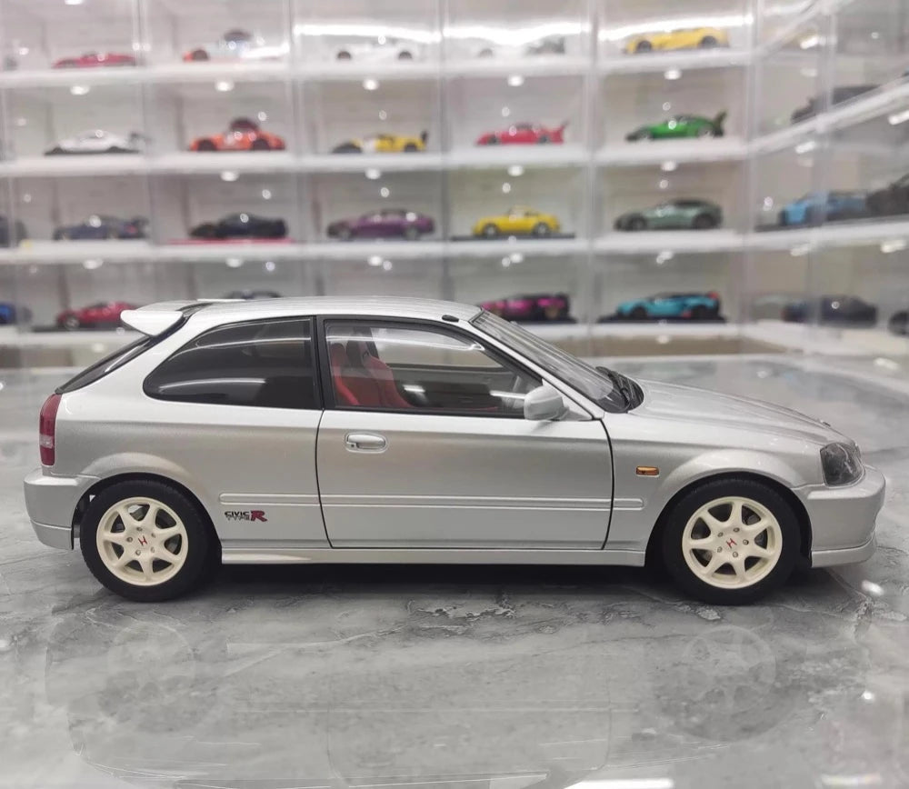 [MotorHelix] 1:18 Honda 1997 Civic Type R EK9 Silver Model Car Die-Cast