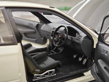 [MotorHelix] 1:18 Honda 1997 Civic Type R EK9 White & Black Model Car Die-Cast