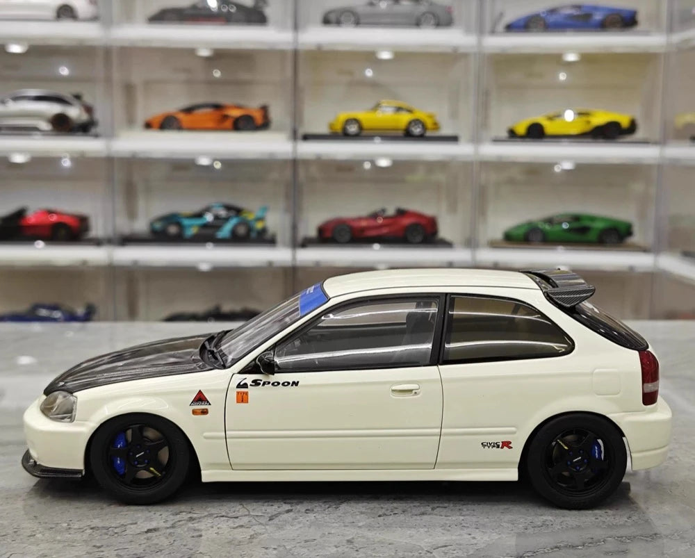 [MotorHelix] 1:18 Honda 1997 Civic Type R EK9 White & Black Model Car Die-Cast