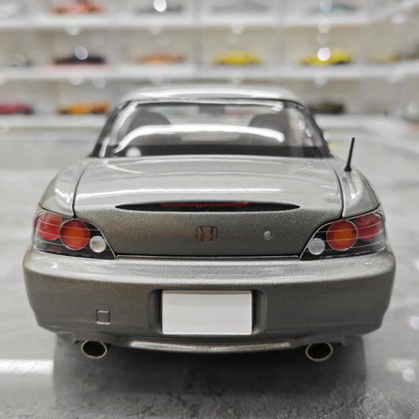 [MotorHelix] 1:18 Honda 2005 S2000 AP2 Gray Model Car Die-Cast