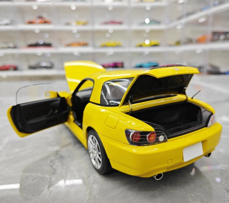 [MotorHelix] 1:18 Honda 2005 S2000 AP2 Yellow Model Car Die-Cast