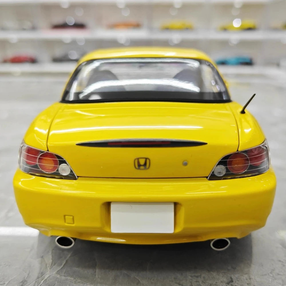 [MotorHelix] 1:18 Honda 2005 S2000 AP2 Yellow Model Car Die-Cast