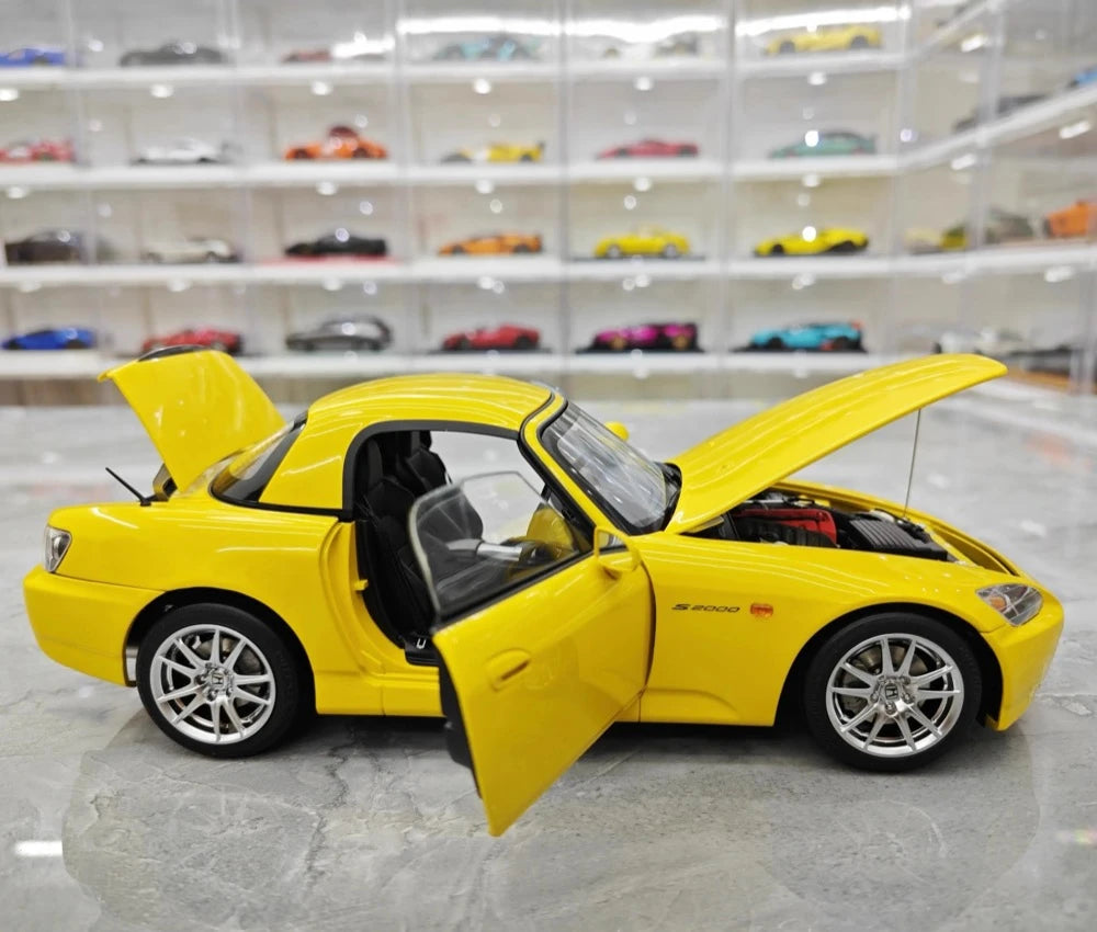 [MotorHelix] 1:18 Honda 2005 S2000 AP2 Yellow Model Car Die-Cast