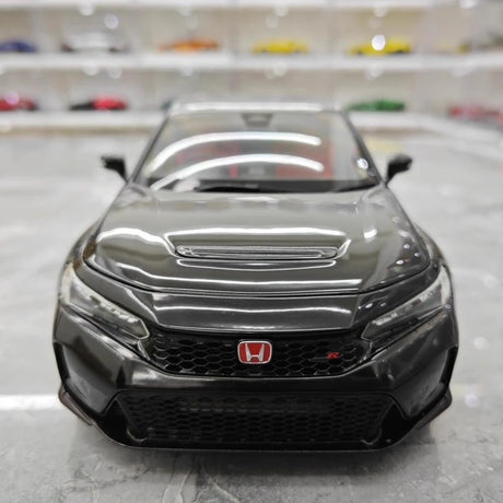 [MotorHelix] 1:18 Honda 2023 Civic Type R Black Model Car Die-Cast