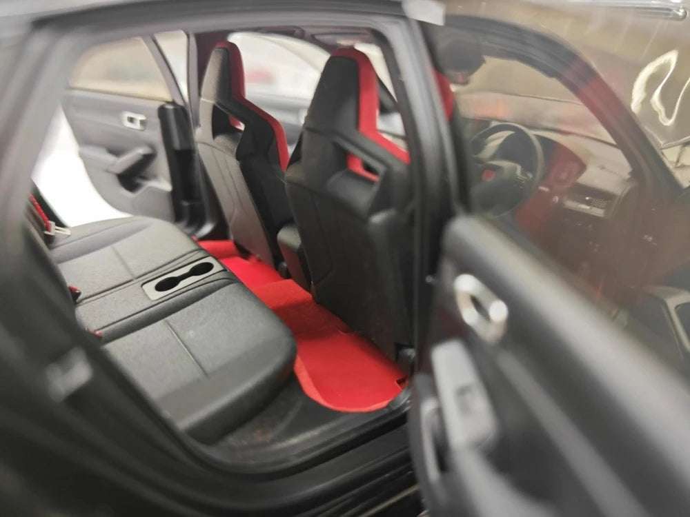 [MotorHelix] 1:18 Honda 2023 Civic Type R Black Model Car Die-Cast