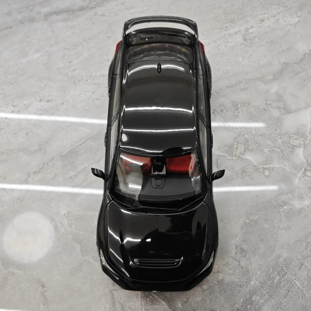 [MotorHelix] 1:18 Honda 2023 Civic Type R Black Model Car Die-Cast