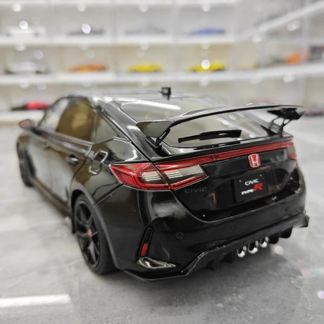 [MotorHelix] 1:18 Honda 2023 Civic Type R Black Model Car Die-Cast