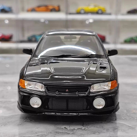 [MotorHelix] 1:18 Mitsubishi 1997 Lancer Evolution IV Black Model Car Die-Cast