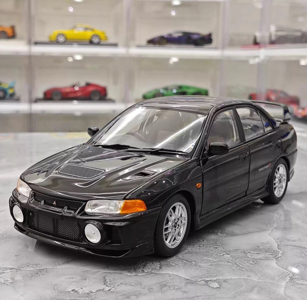 [MotorHelix] 1:18 Mitsubishi 1997 Lancer Evolution IV Black Model Car Die-Cast