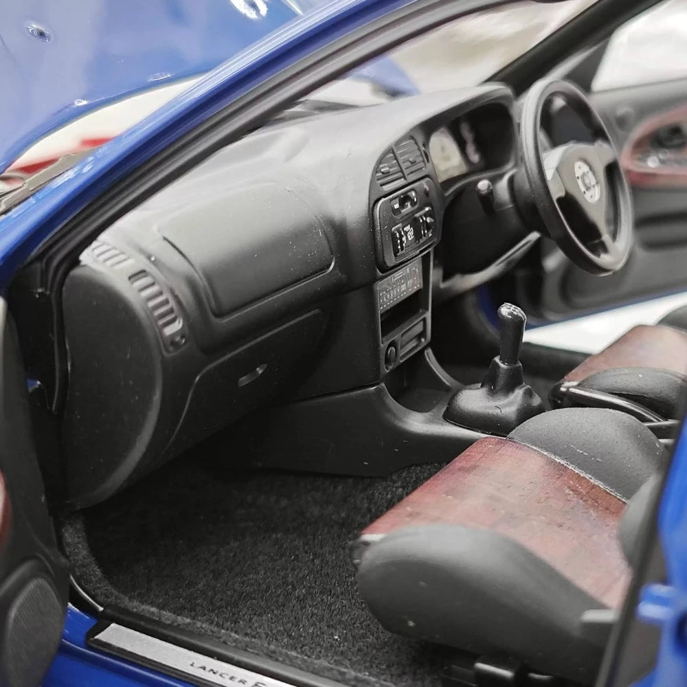 [MotorHelix] 1:18 Mitsubishi 1997 Lancer Evolution IV Blue Model Car Die-Cast