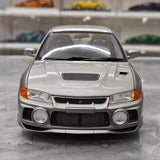 [MotorHelix] 1:18 Mitsubishi 1997 Lancer Evolution IV gris voiture miniature Die-Cast