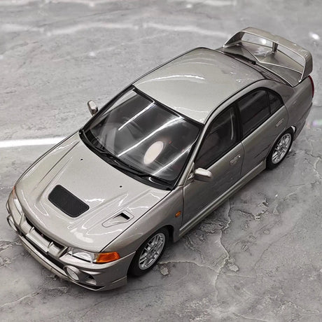 [MotorHelix] 1:18 Mitsubishi 1997 Lancer Evolution IV Gray Model Car Die-Cast