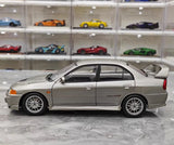 [MotorHelix] 1:18 Mitsubishi 1997 Lancer Evolution IV gris voiture miniature Die-Cast
