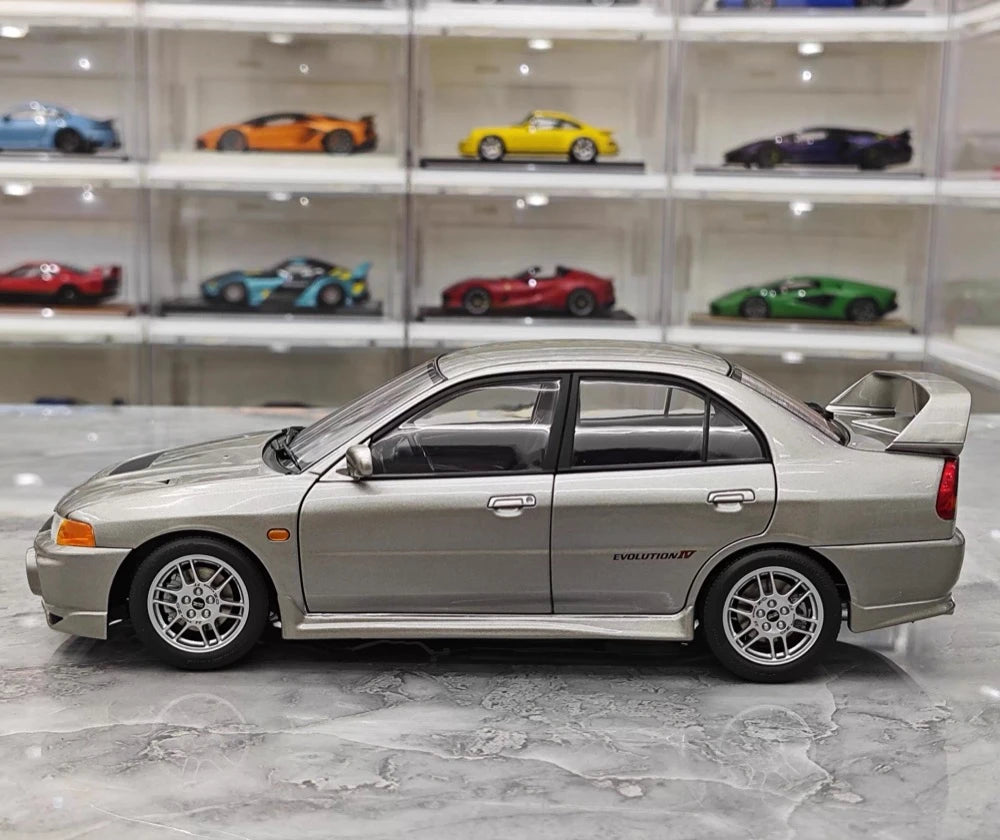 [MotorHelix] 1:18 Mitsubishi 1997 Lancer Evolution IV Gray Model Car Die-Cast