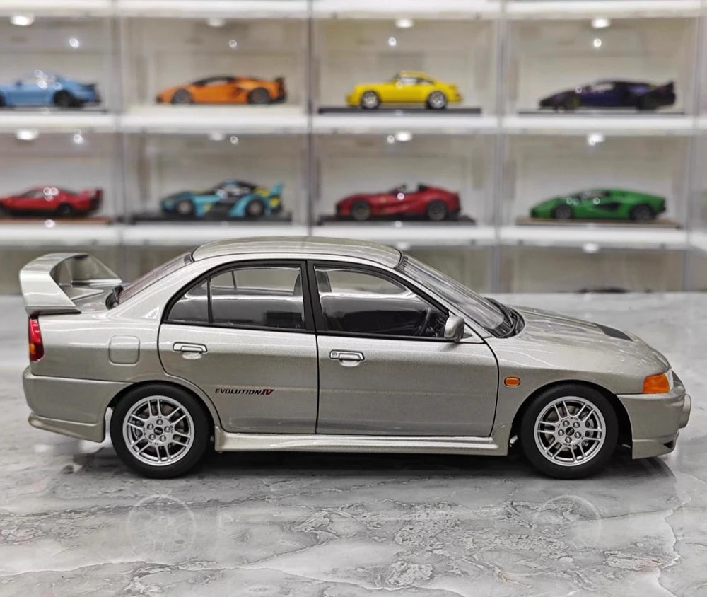 [MotorHelix] 1:18 Mitsubishi 1997 Lancer Evolution IV Gray Model Car Die-Cast