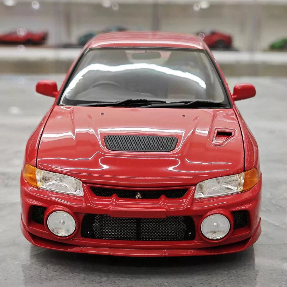 [MotorHelix] 1:18 Mitsubishi 1997 Lancer Evolution IV Red Model Car Die-Cast