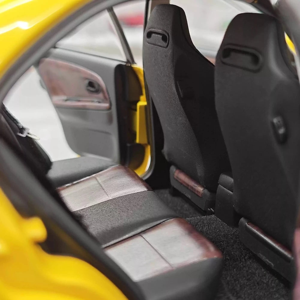 [MotorHelix] 1:18 Mitsubishi 1997 Lancer Evolution IV Yellow Model Car Die-Cast