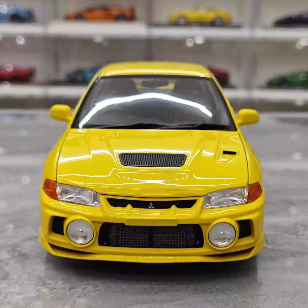 [MotorHelix] 1:18 Mitsubishi 1997 Lancer Evolution IV Yellow Model Car Die-Cast