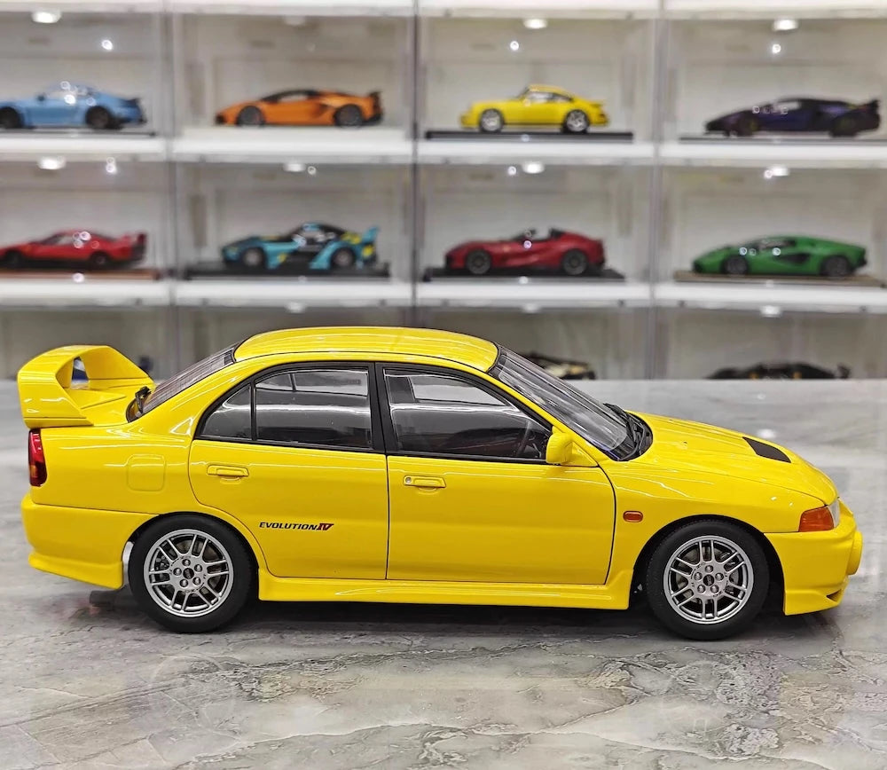 [MotorHelix] 1:18 Mitsubishi 1997 Lancer Evolution IV Yellow Model Car Die-Cast