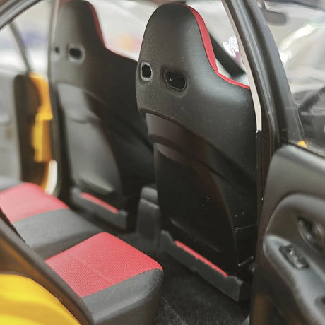 MotorHelix Mitsubishi 2000 Lancer Evolution VI GSR Tommi Makinen Edition Yellow 1:18 – Collectible Diecast Model Die-Cast