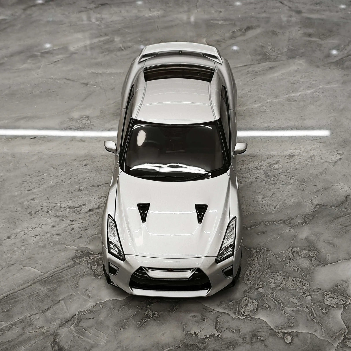 MotorHelix Nissan 2007 GT-R R35 Metal Silver 1:18 – Collectible Diecast Model Die-Cast